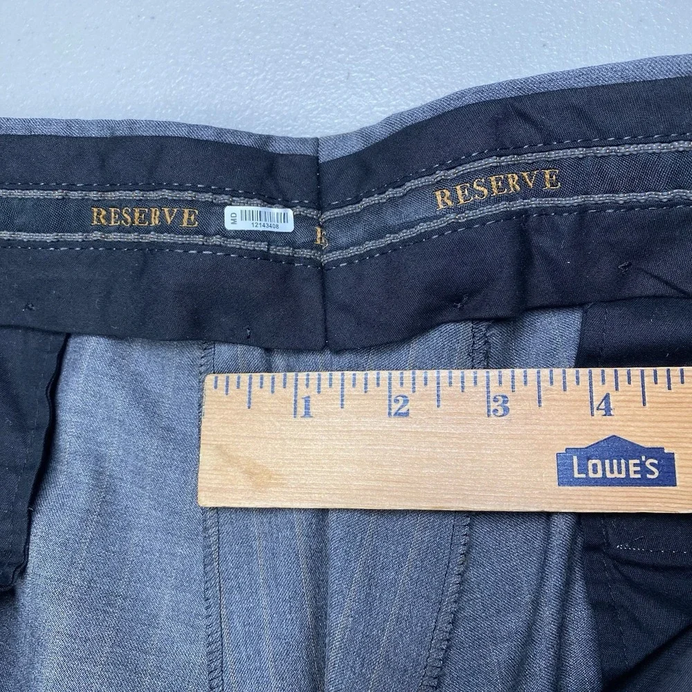 Jos A Bank Reserve Suit 2 Piece 46L (38x30) 2B2V VBC Tailored Fit Gray Stripe